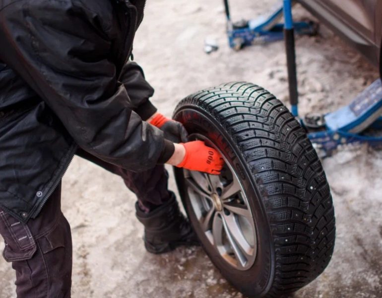 Мобильный шиномонтаж у метро Авиамоторная: помощь в любой ситуации